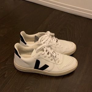Veja sneakers